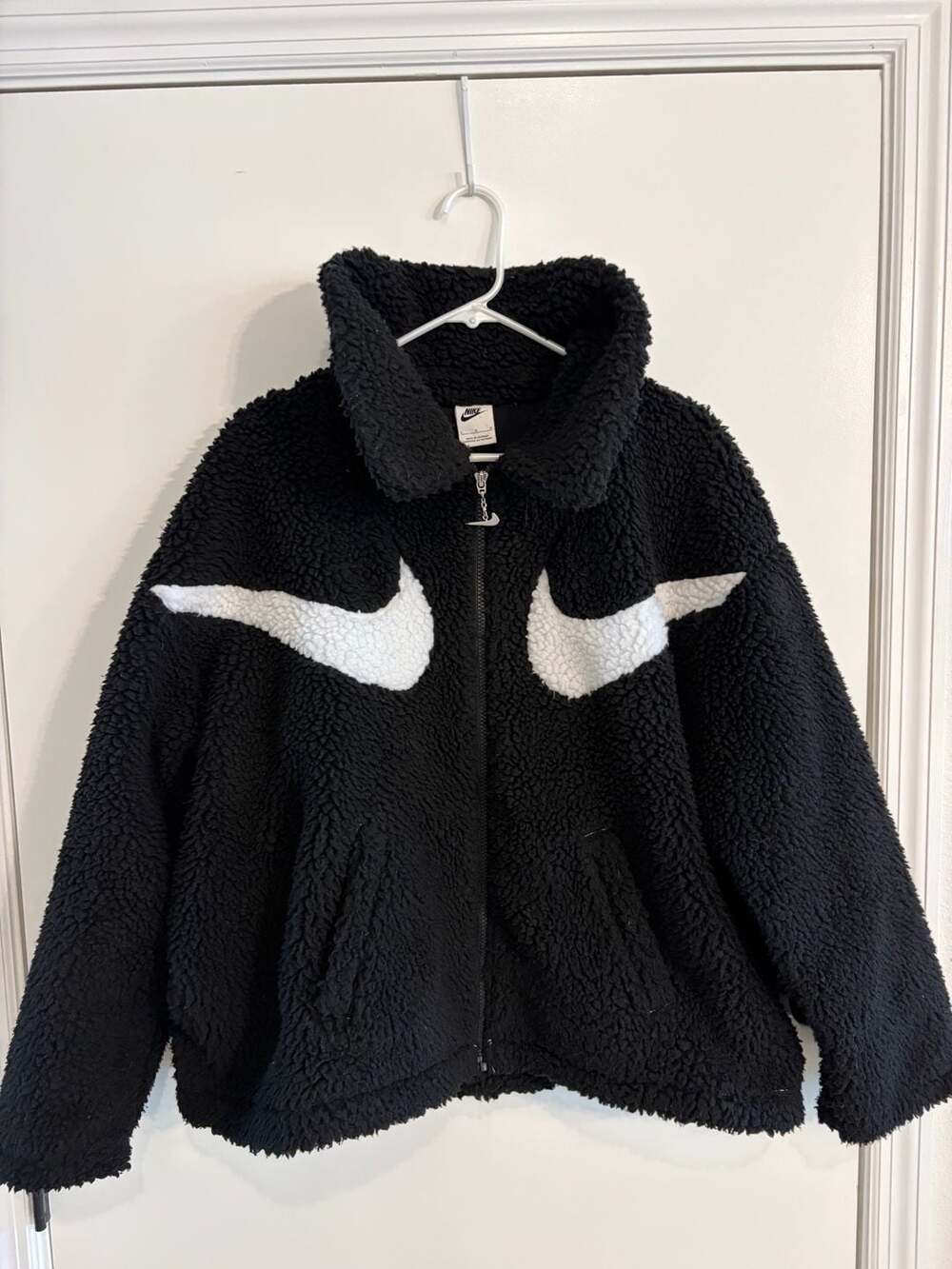 Nike Double Swoosh Sherpa Jacket womens Size L Black